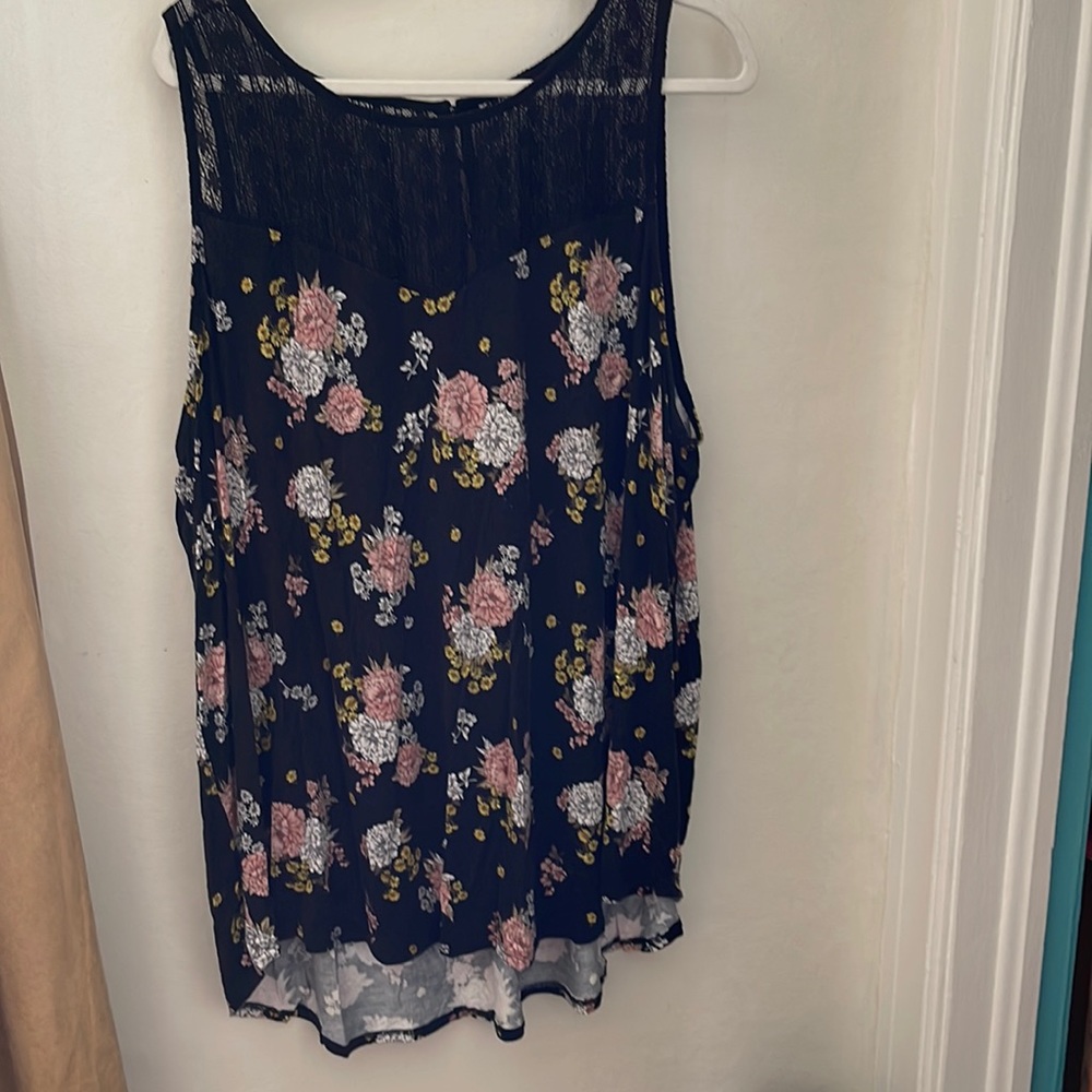 Gently used torrid top with lace embellishments